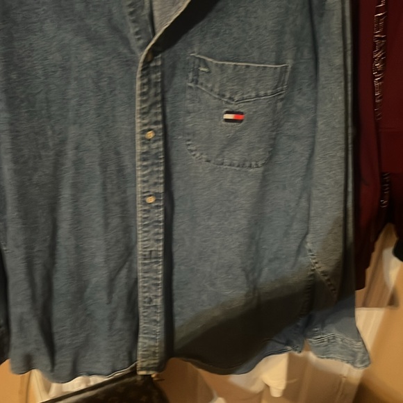 Tommy Hilfiger Mens Jean shirt - Picture 2 of 3